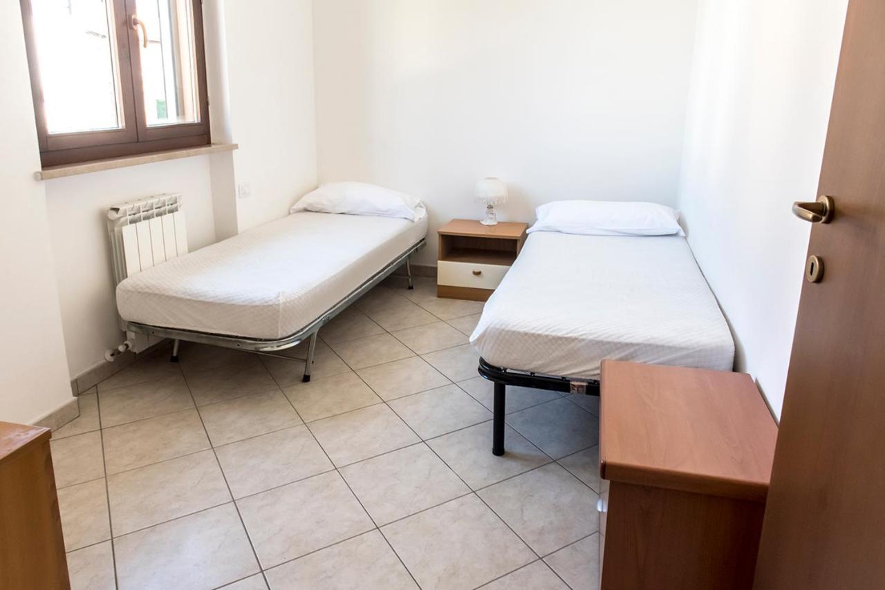 S130 - Sirolo, Deliziosa Villetta Con Terrazzo Kültér fotó