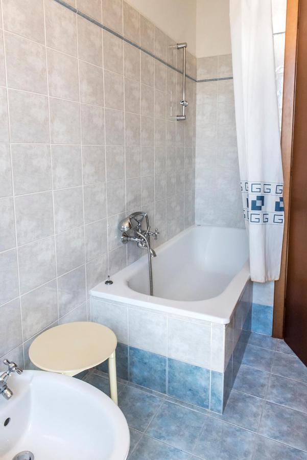 S130 - Sirolo, Deliziosa Villetta Con Terrazzo Kültér fotó